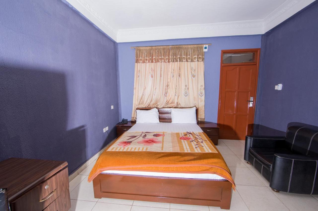 Pemicsa Hotel Accra Spintex Экстерьер фото